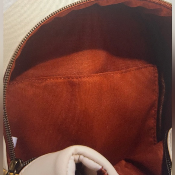 DISNEY 🤎💛Mickey Mouse Backpack - Picture 6 of 6